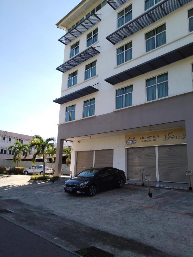 Ginasuite Kompleks27 Hotel Μπαντάρ Σερί Μπεγκαβάν Εξωτερικό φωτογραφία