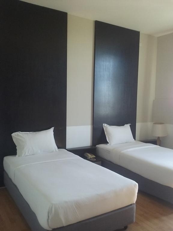 Ginasuite Kompleks27 Hotel Μπαντάρ Σερί Μπεγκαβάν Εξωτερικό φωτογραφία