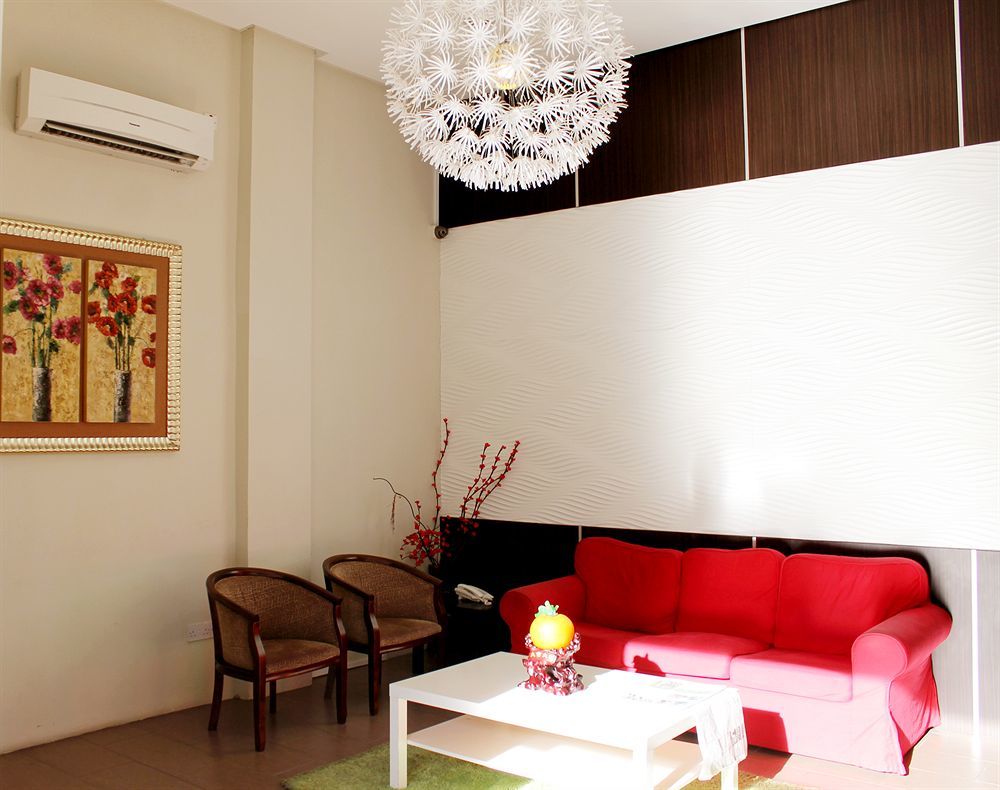 Ginasuite Kompleks27 Hotel Μπαντάρ Σερί Μπεγκαβάν Εξωτερικό φωτογραφία