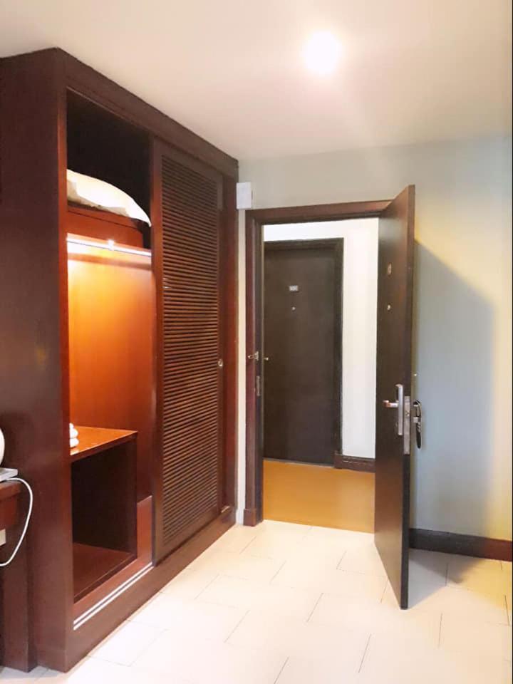 Ginasuite Kompleks27 Hotel Μπαντάρ Σερί Μπεγκαβάν Εξωτερικό φωτογραφία