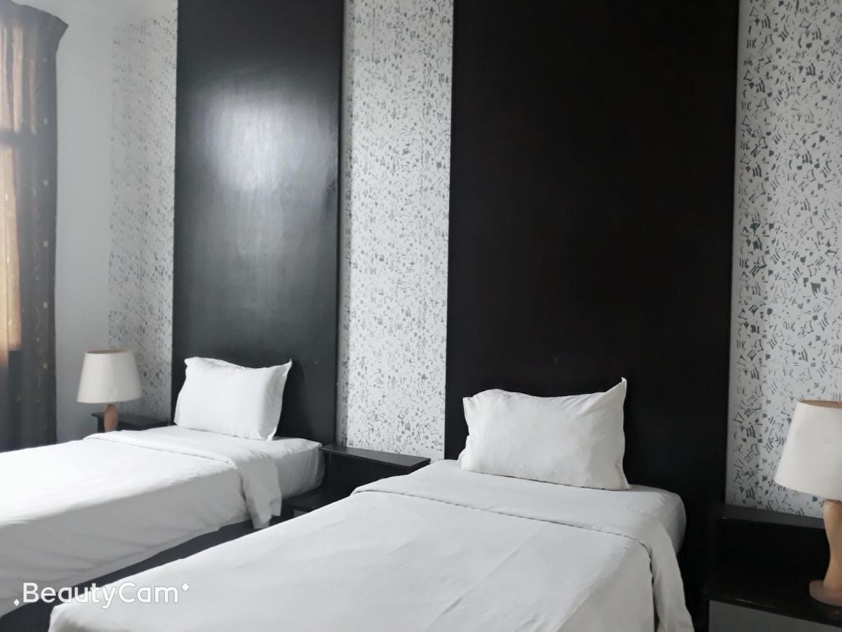 Ginasuite Kompleks27 Hotel Μπαντάρ Σερί Μπεγκαβάν Εξωτερικό φωτογραφία
