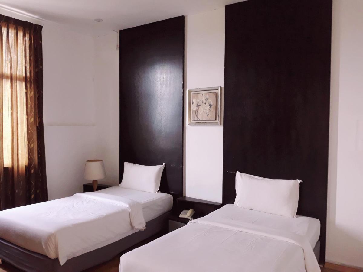 Ginasuite Kompleks27 Hotel Μπαντάρ Σερί Μπεγκαβάν Εξωτερικό φωτογραφία